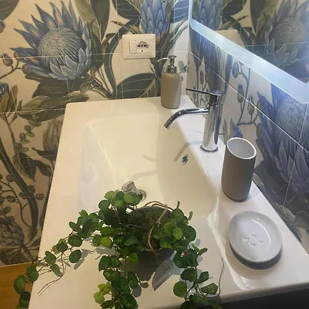Eutierrableisurestay Romatermini *